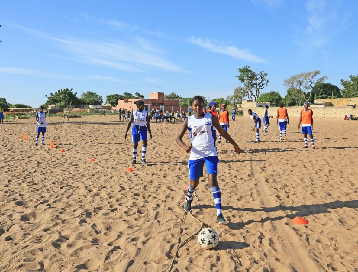 201912-SEN-11_LQ_HEADER-Foot (1)