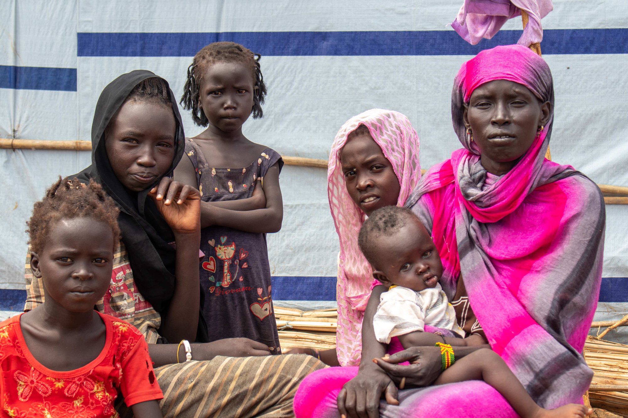 Een familie van Soedanese vluchtelingen