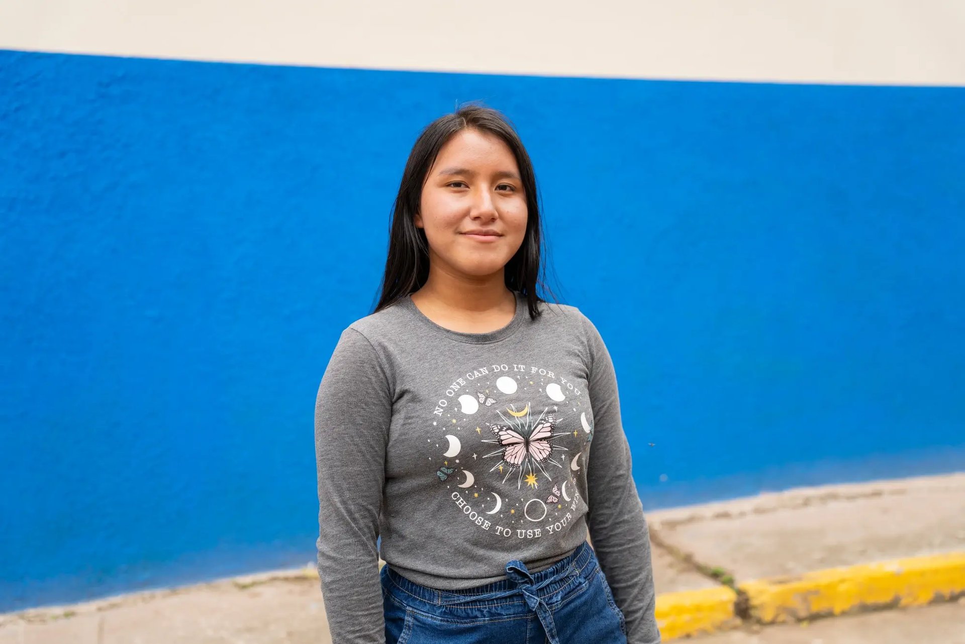 Mitzy, 15 jaar, in Peru, geeft workshops op haar school om andere leerlingen bewust te maken over de preventie van gendergerelateerd geweld
