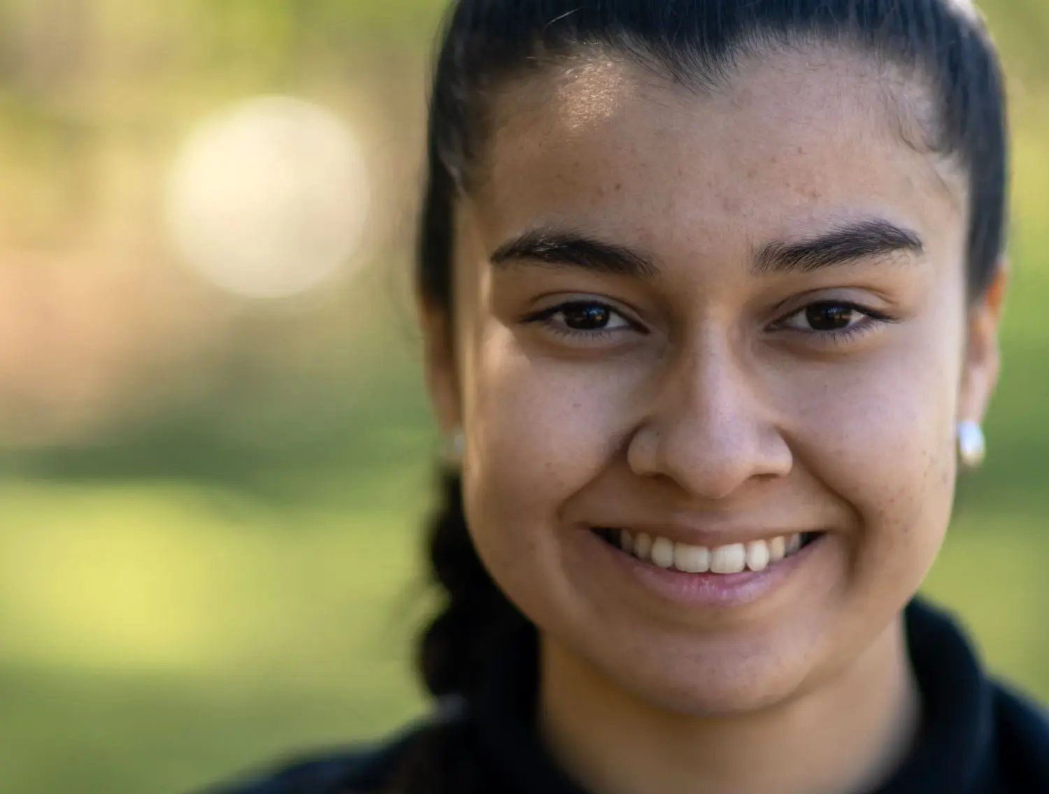 Au Paraguay, Rebeca lutte contre les unions informelles grâce à un conseil de jeunes. 