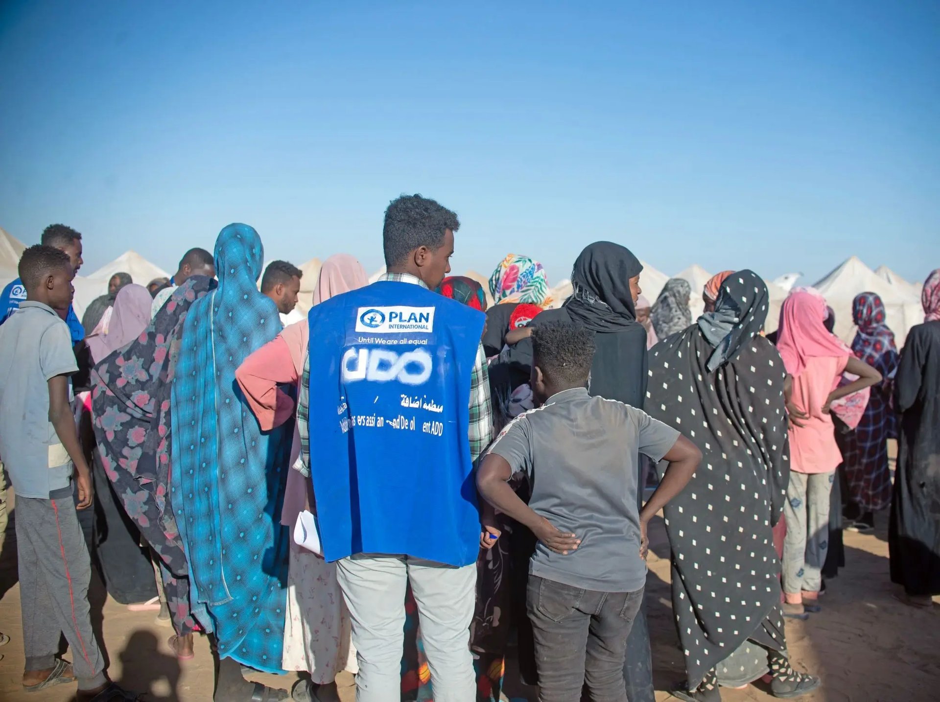 Plan International verleent humanitaire hulp aan ontheemde families in de staat Noord-Soedan..