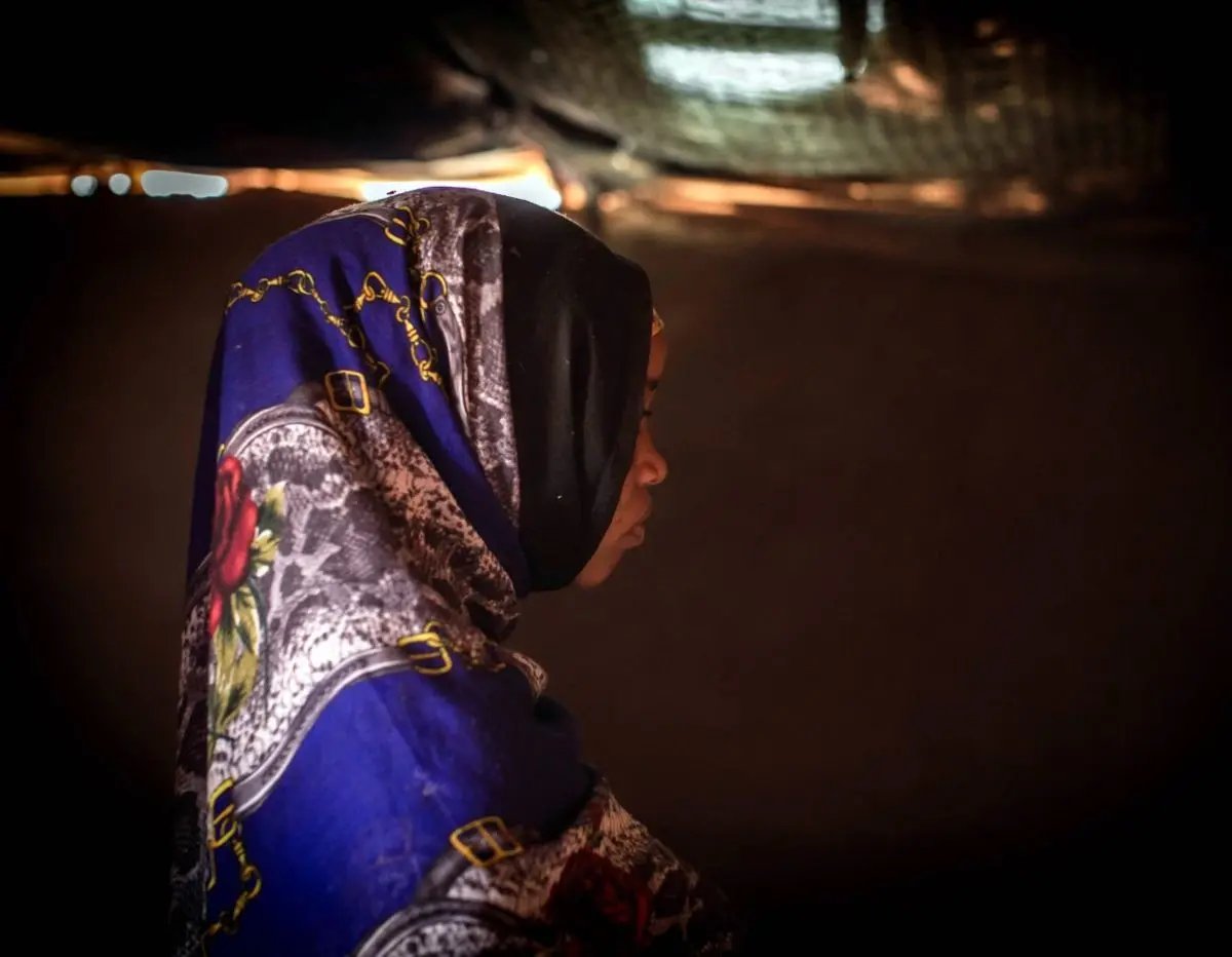 Bokayo*, 17 ans, a été violée par un inconnu, qui l’a mise enceinte. Déjà fragilisée par la pauvreté, elle avait honte d’en parler.