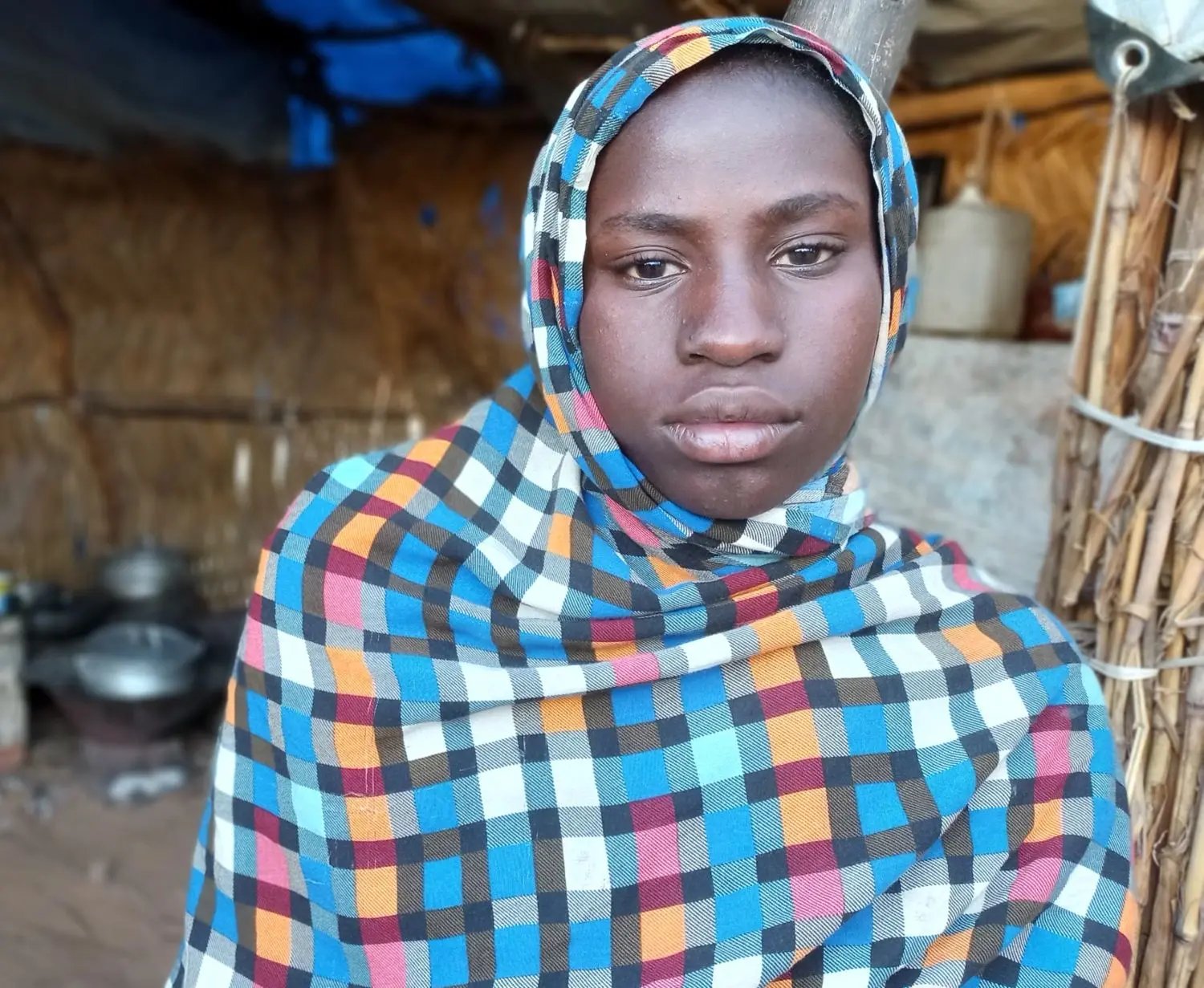 Mehad, 16 ans, vit aussi au Tchad et déplore le manque de nourriture dans les camps. 
